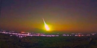 Vídeo: Meteoro Ilumina Céu de Bom Jesus da Lapa e é Registrado por Câmera de Segurança